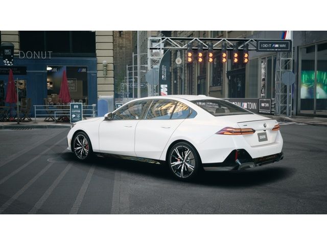 Thumbnail: 2026 BMW 5 Series - 2