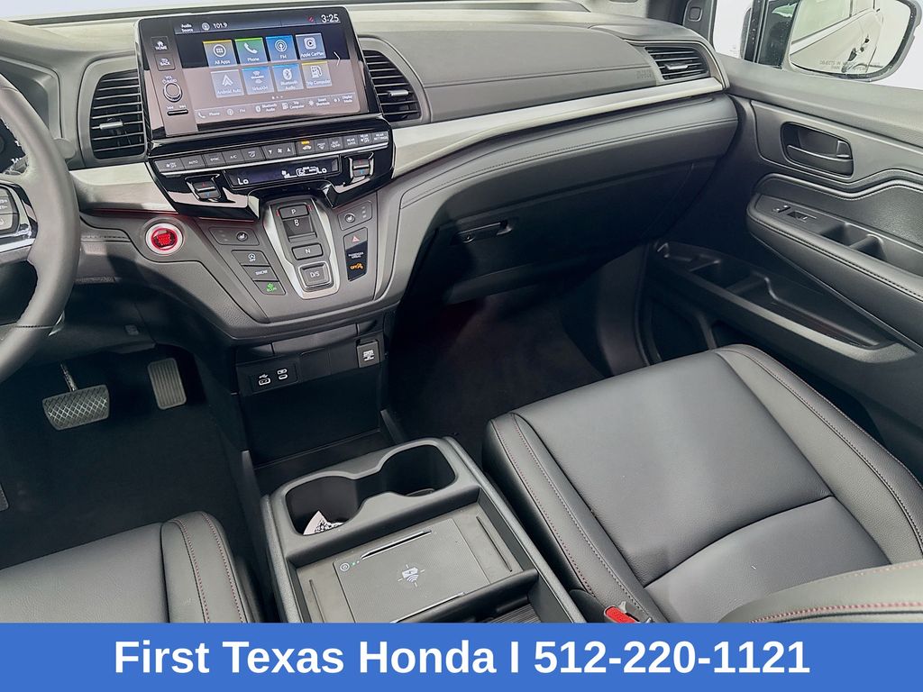 2025 Honda Odyssey Sport-L photo