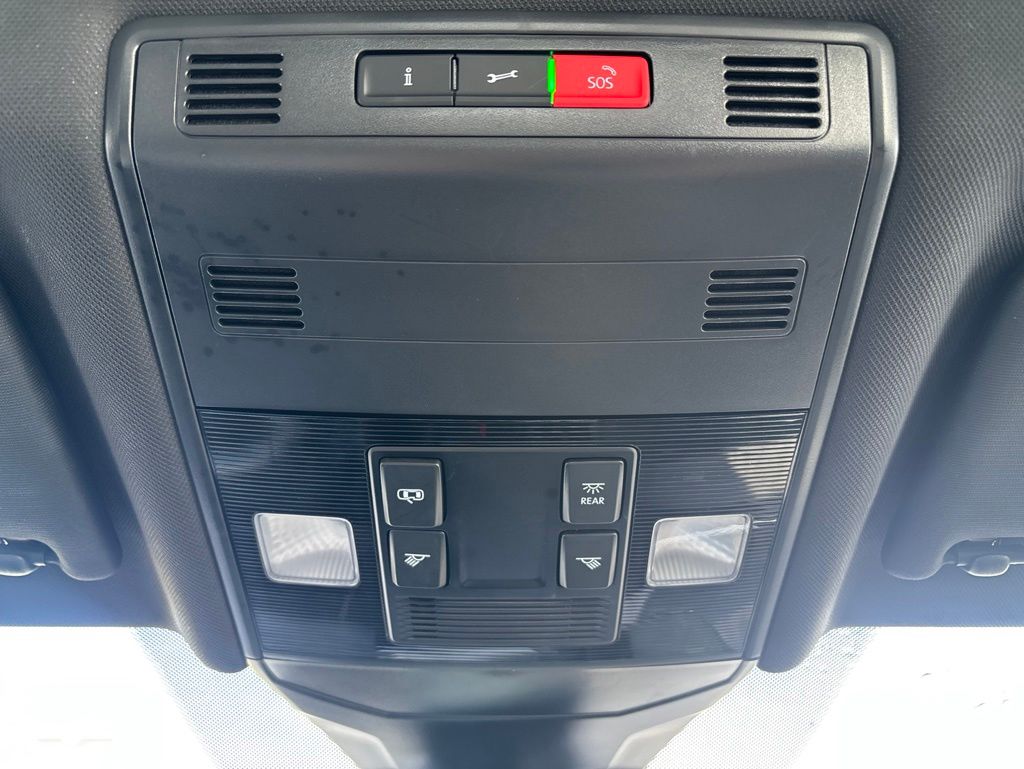 Used 2025 Volkswagen Jetta Sedan