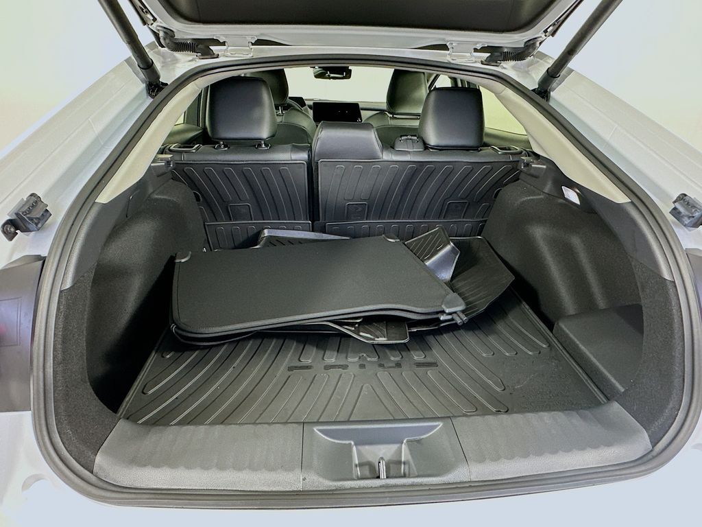 Thumbnail: 2025 Toyota Prius - 25