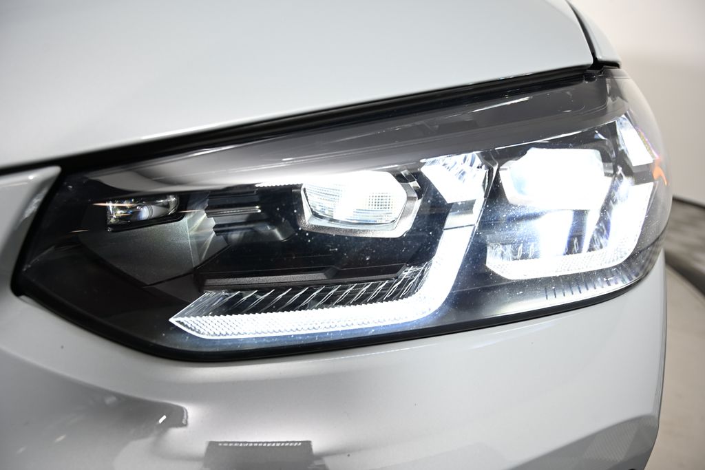 Thumbnail: 2023 BMW X3 - 9