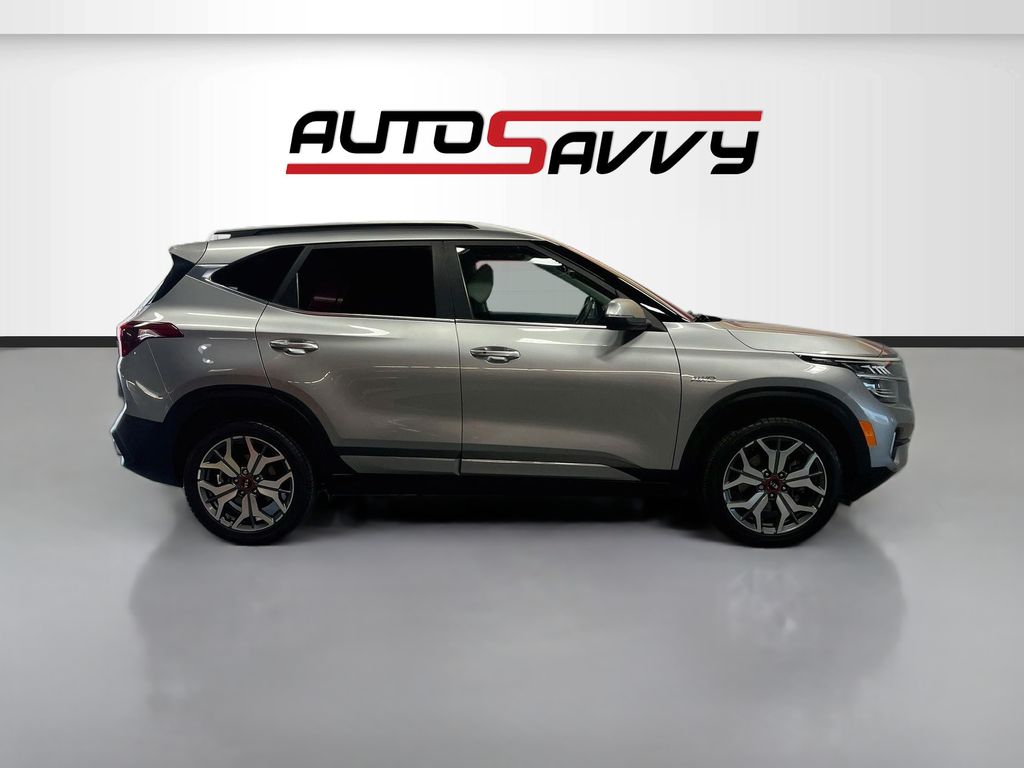 Used 2021 Steel Gray Kia SX image 8