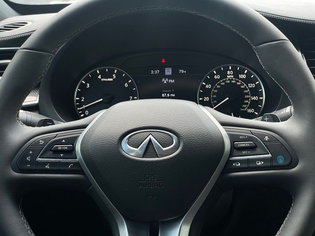Thumbnail: 2025 INFINITI QX50 - 12
