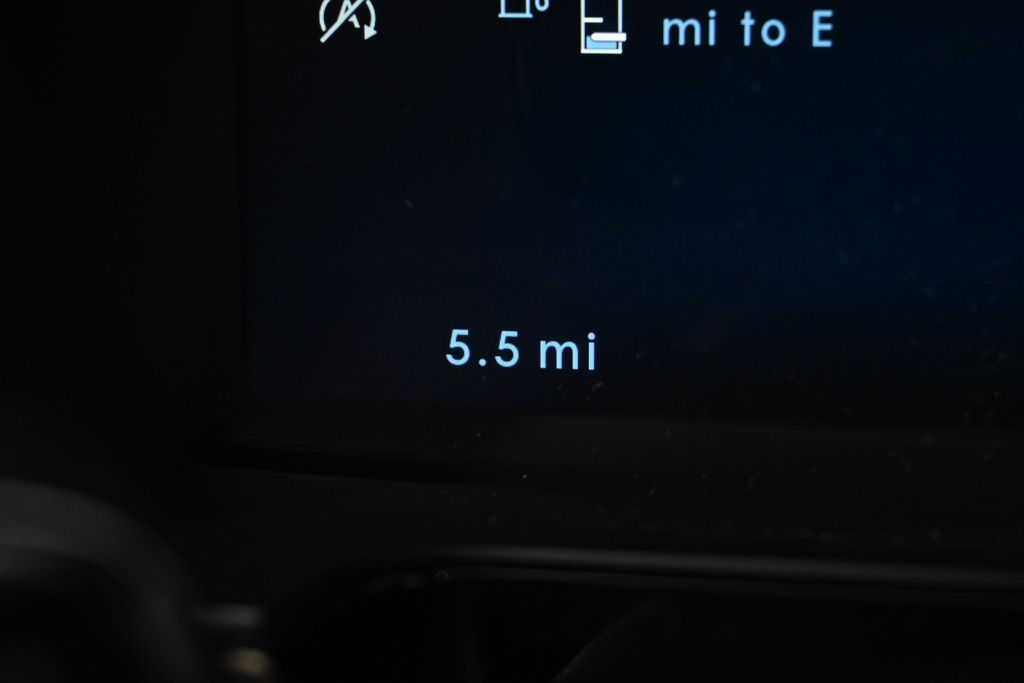 New 2026 White Lincoln Premiere image 26