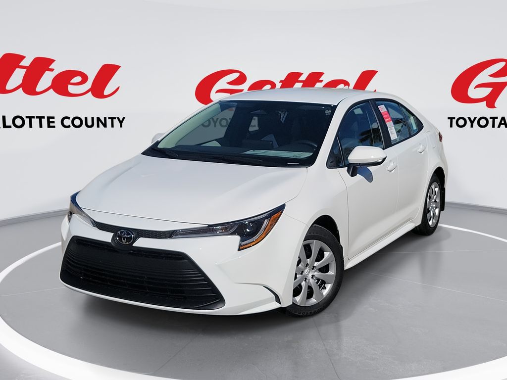 2026 Toyota Corolla LE's photo