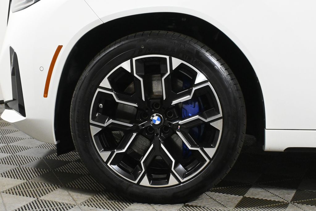 Thumbnail: 2025 BMW X3 - 12