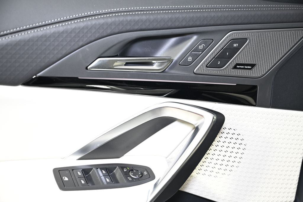 Thumbnail: 2026 BMW X2 - 22