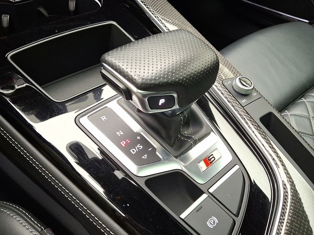 Thumbnail: 2021 Audi S5 - 15