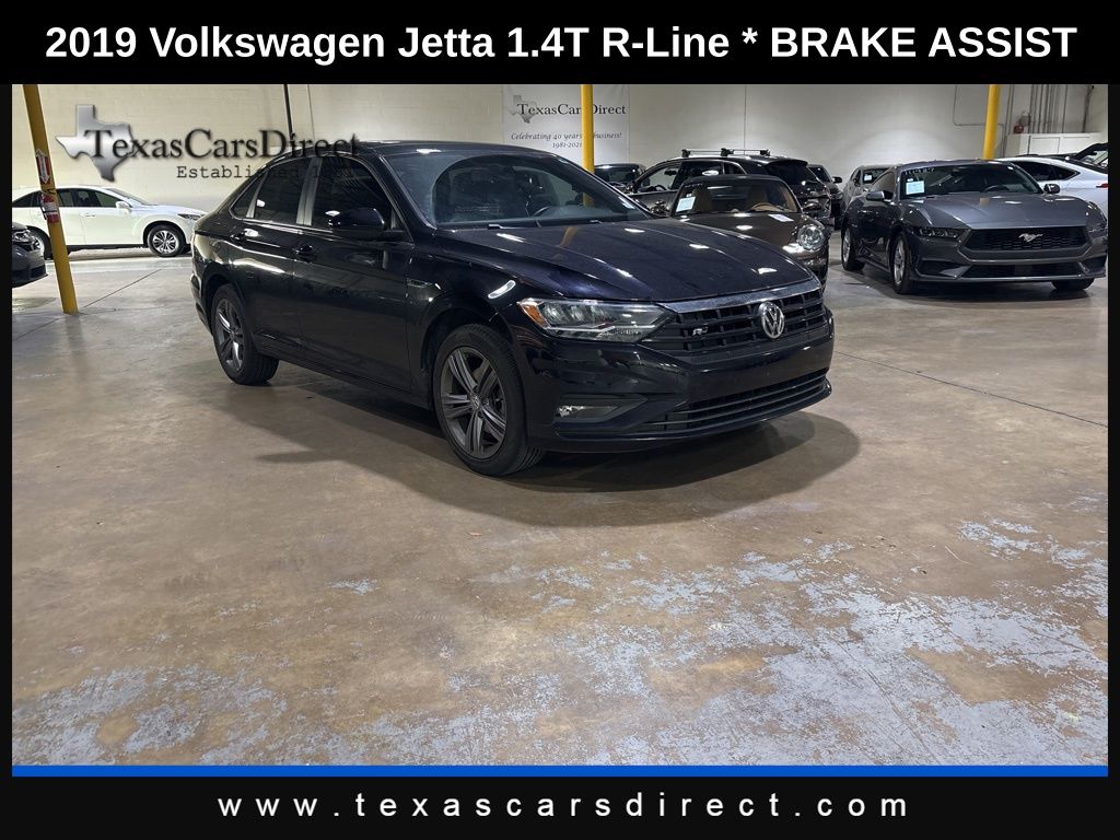 2019 Volkswagen Jetta R-Line photo