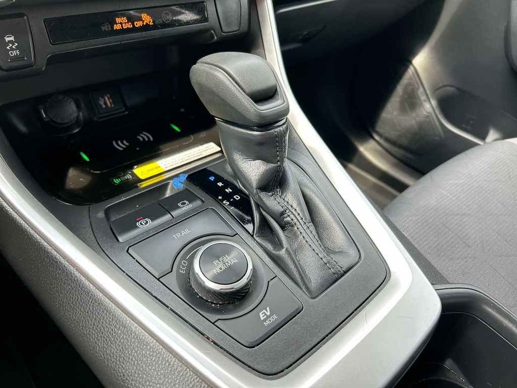 Thumbnail: 2024 Toyota RAV4 - 27
