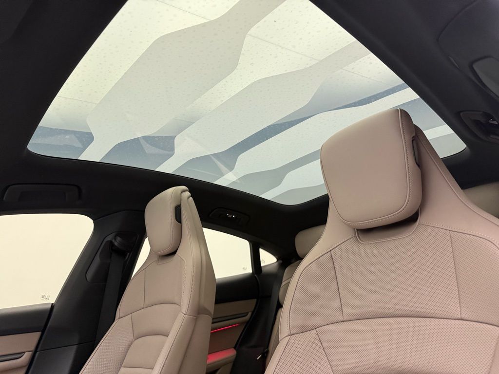 Thumbnail: 2024 Porsche Taycan - 13