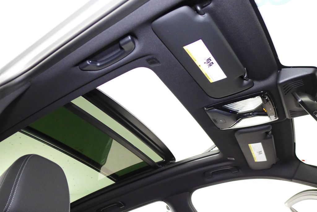 Thumbnail: 2023 BMW X3 - 18