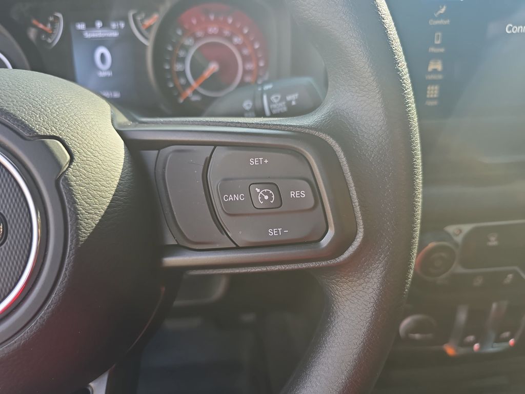 Used 2025 Jeep Wrangler SUV