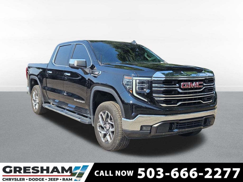 2023 GMC Sierra 1500 SLT Crew Cab 4WD