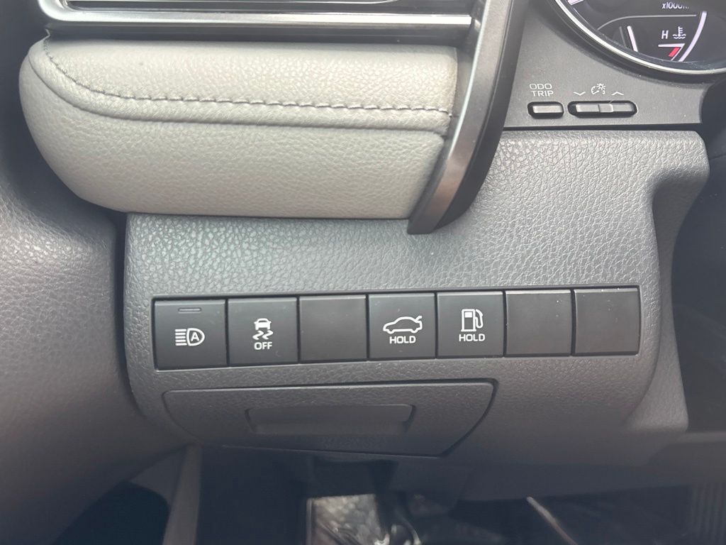 Used 2020 Toyota Camry Sedan