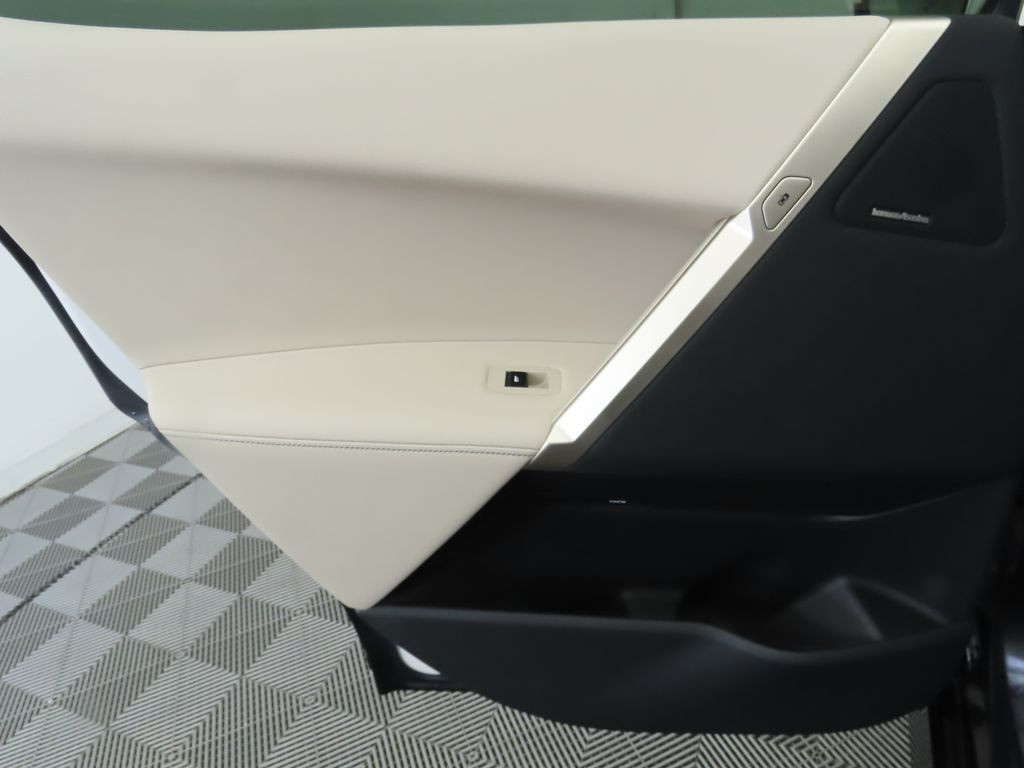 Thumbnail: 2026 BMW iX - 27