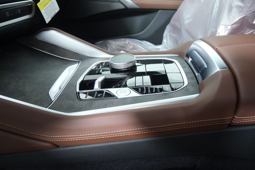 Thumbnail: 2026 BMW X6 - 22