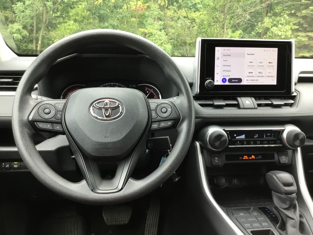 Thumbnail: 2023 Toyota RAV4 - 10