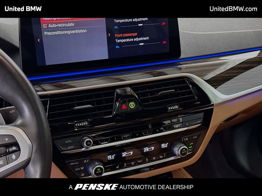 Thumbnail: 2023 BMW 5 Series - 11