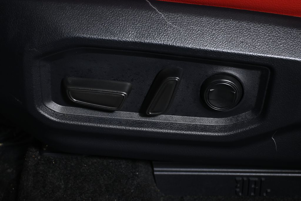 Thumbnail: 2024 Toyota Sequoia - 26