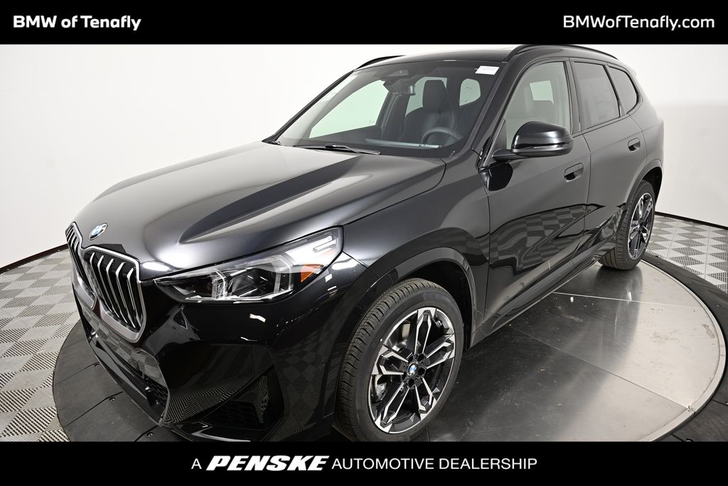 2025 BMW X1 xDrive28i Hero Image