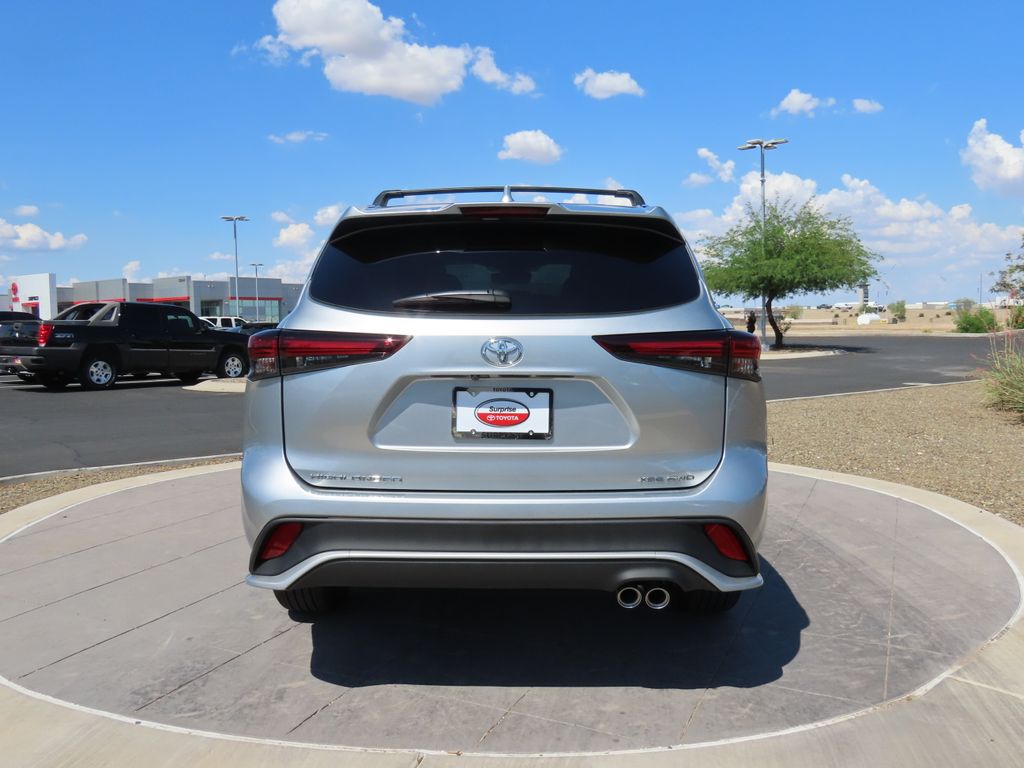2025 Toyota Highlander XSE 6