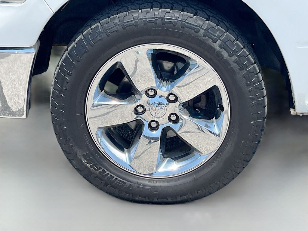 Used 2018 White Ram Big Horn image 29