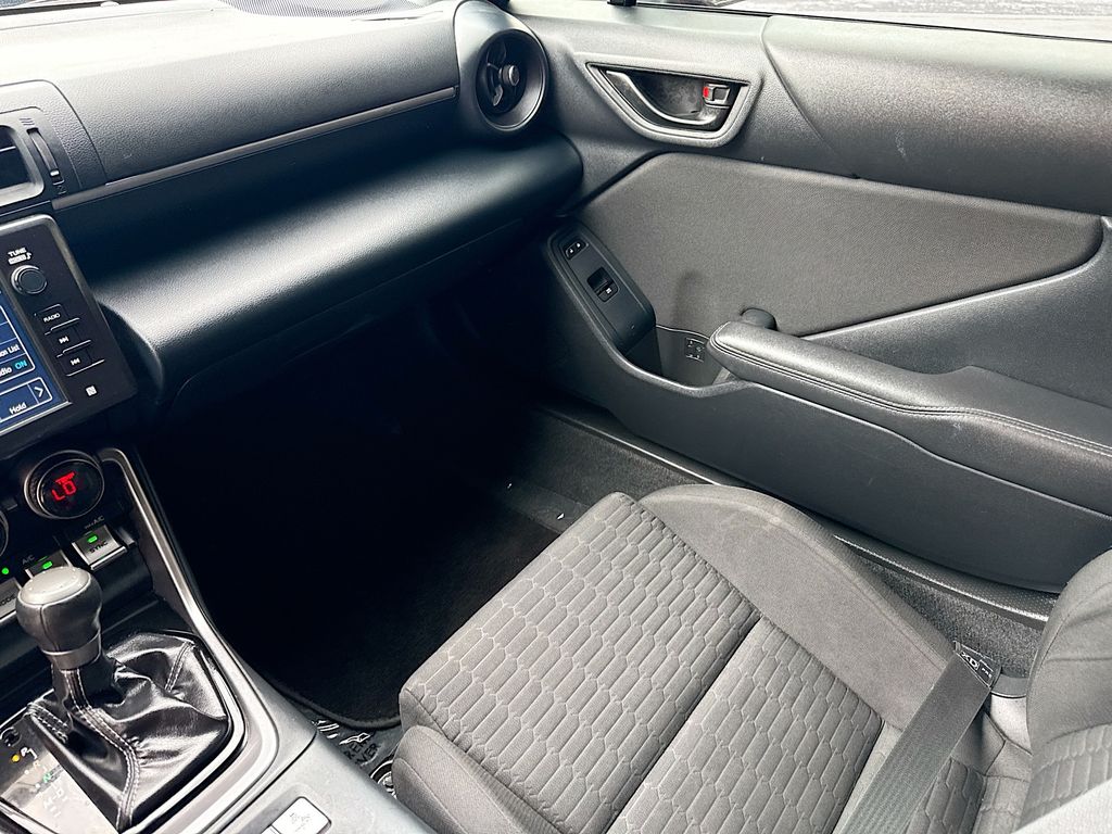 Used 2022 Black Toyota Base image 21
