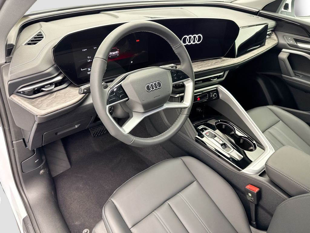 Thumbnail: 2025 Audi Q5 - 9