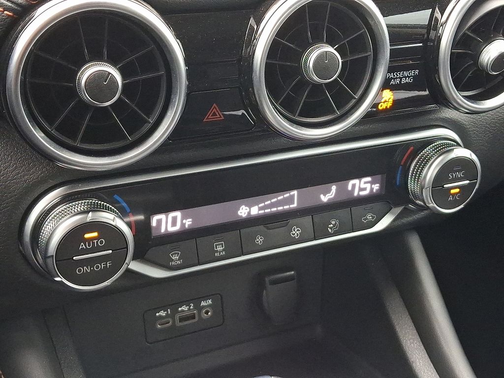 Thumbnail: 2020 Nissan Sentra - 16