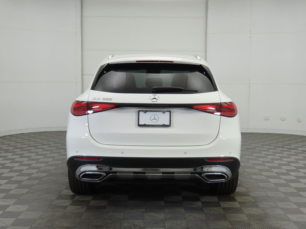 2025 Mercedes-Benz GLC 300 6