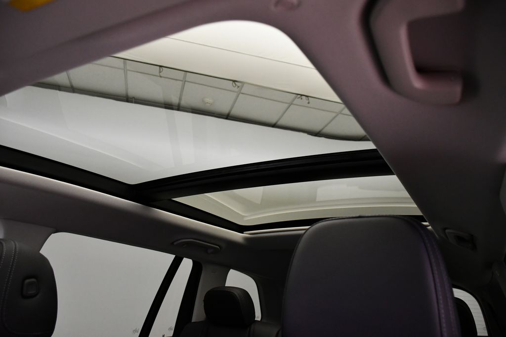 Thumbnail: 2026 Mercedes-Benz GLS - 17