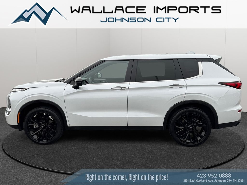 2023 Mitsubishi Outlander Black Edition S-AWC