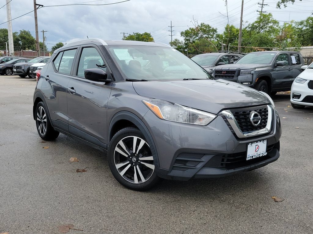 Gray (Gun Metallic) 2019 Nissan Kicks SUV / Crossover Front-Wheel Drive Continuously Variable Transmission