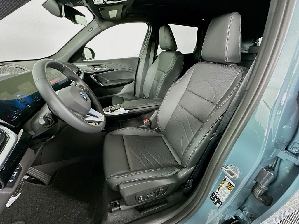 Thumbnail: 2026 BMW X1 - 16