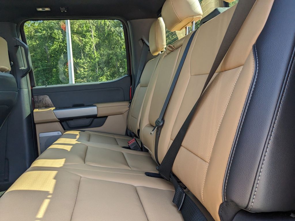 2025 Ford F-250 Super Duty Lariat
