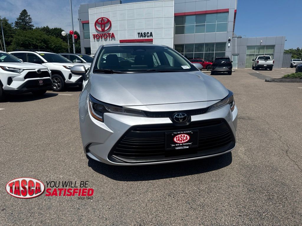 Classic Silver Metallic 2026 Toyota Corolla Sedan Front-Wheel Drive Continuously Variable Transmission