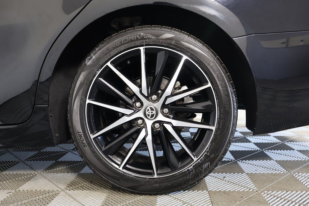 Thumbnail: 2024 Toyota Camry - 16