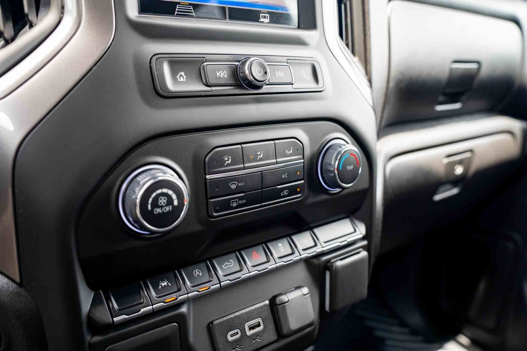 Used Car 2025 Chevrolet Silverado 1500  Custom For Sale Under $40,000 In Austin, Texas
