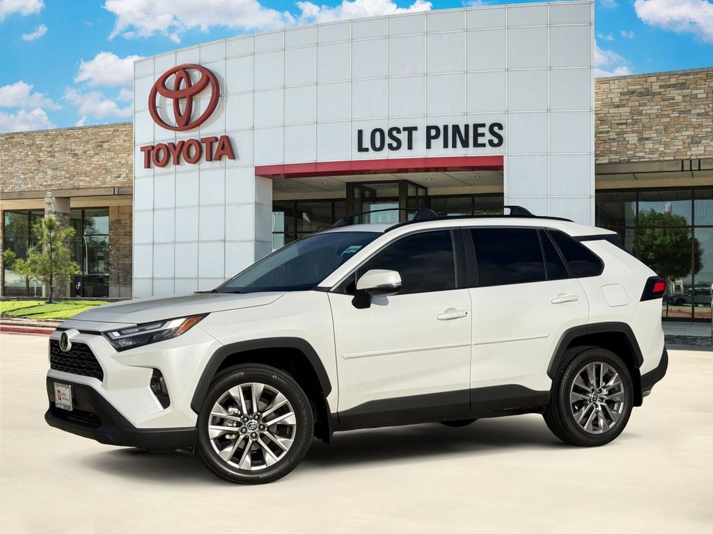 White (Wind Chill Pearl) 2024 Toyota RAV4 SUV / Crossover Front-Wheel Drive 8-Speed Automatic
