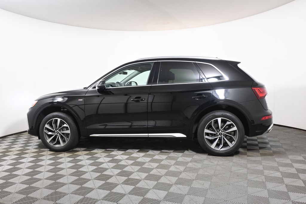Thumbnail: 2023 Audi Q5 - 2