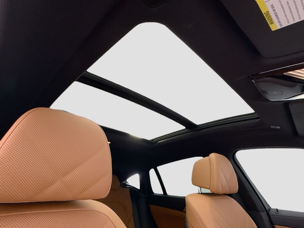 Thumbnail: 2023 BMW X6 - 17