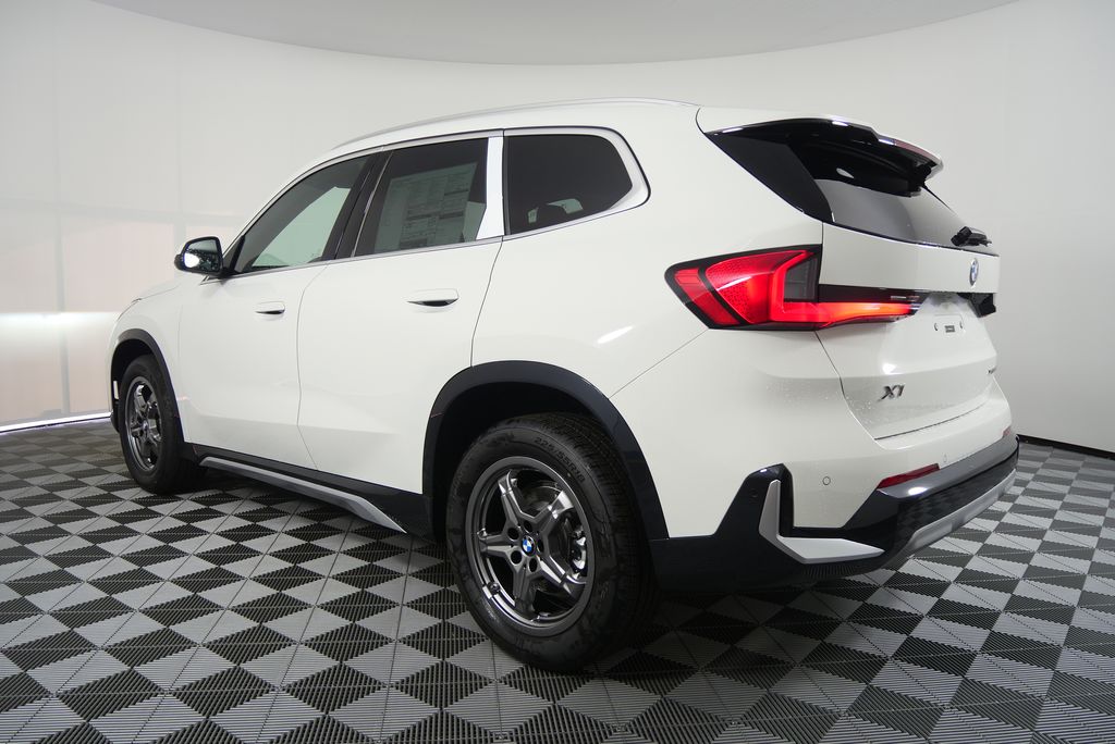 2025 BMW X1 xDrive28i 5
