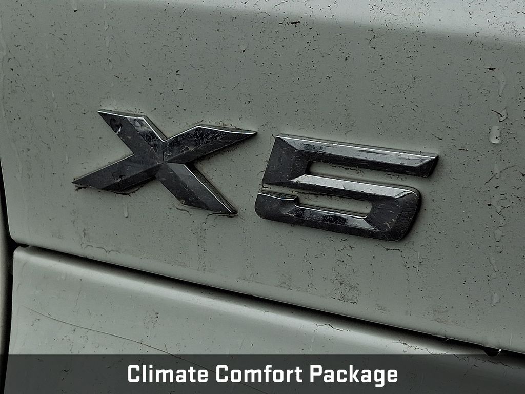 2024 BMW X5 xDrive40i White at Subaru and VW of Moon Township