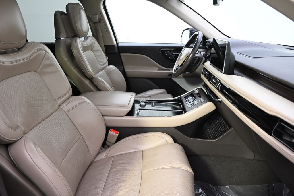 Certified Used 2021 Blue Lincoln Reserve image 16