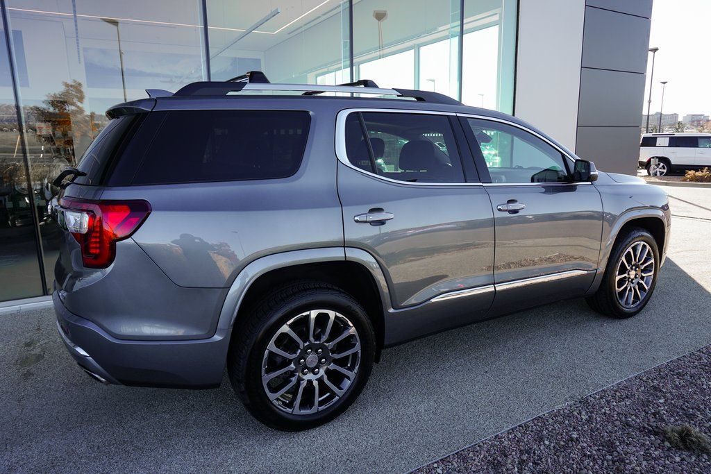 2020 GMC Acadia Denali 4