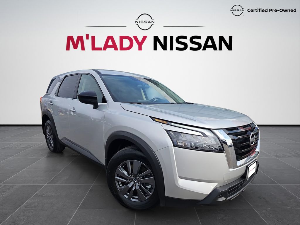 Brilliant Silver Metallic 2025 Nissan Pathfinder SUV / Crossover All-Wheel Drive 9-Speed Automatic