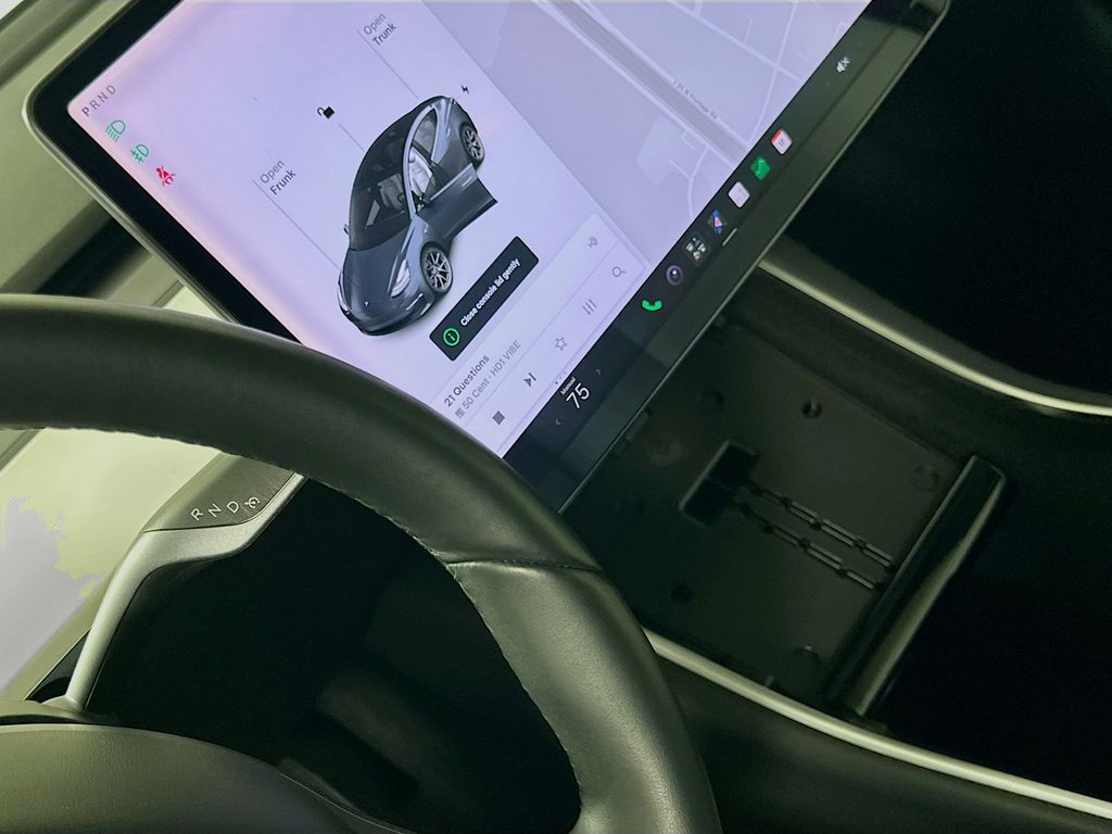 Thumbnail: 2019 Tesla Model 3 - 17