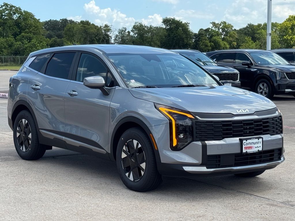 2026 Kia Sportage Hybrid LX Gray at Community Kia