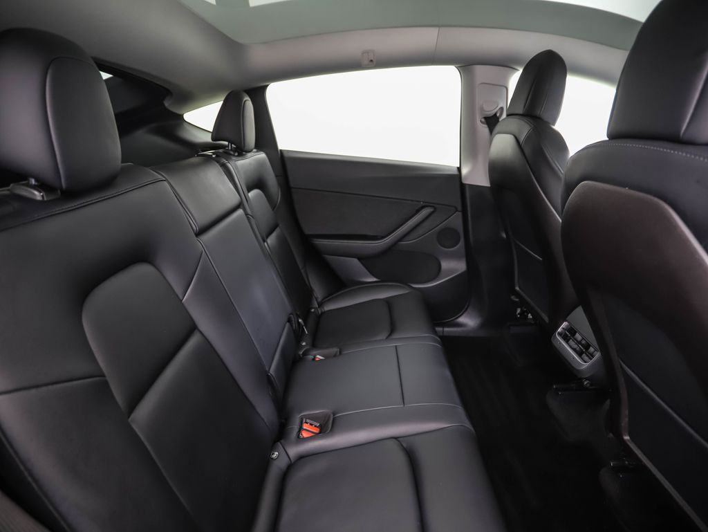 Thumbnail: 2021 Tesla Model Y - 25